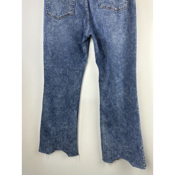 Rag & Bone Casey High Rise Flared Leg Jeans in Pebbles Wash Women's Size 31 - Picture 8 of 10